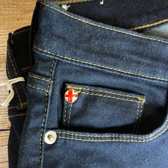 Hudson Jeans Krista Low Rise Ankle Straight Leg Jeans - Picture 6 of 12